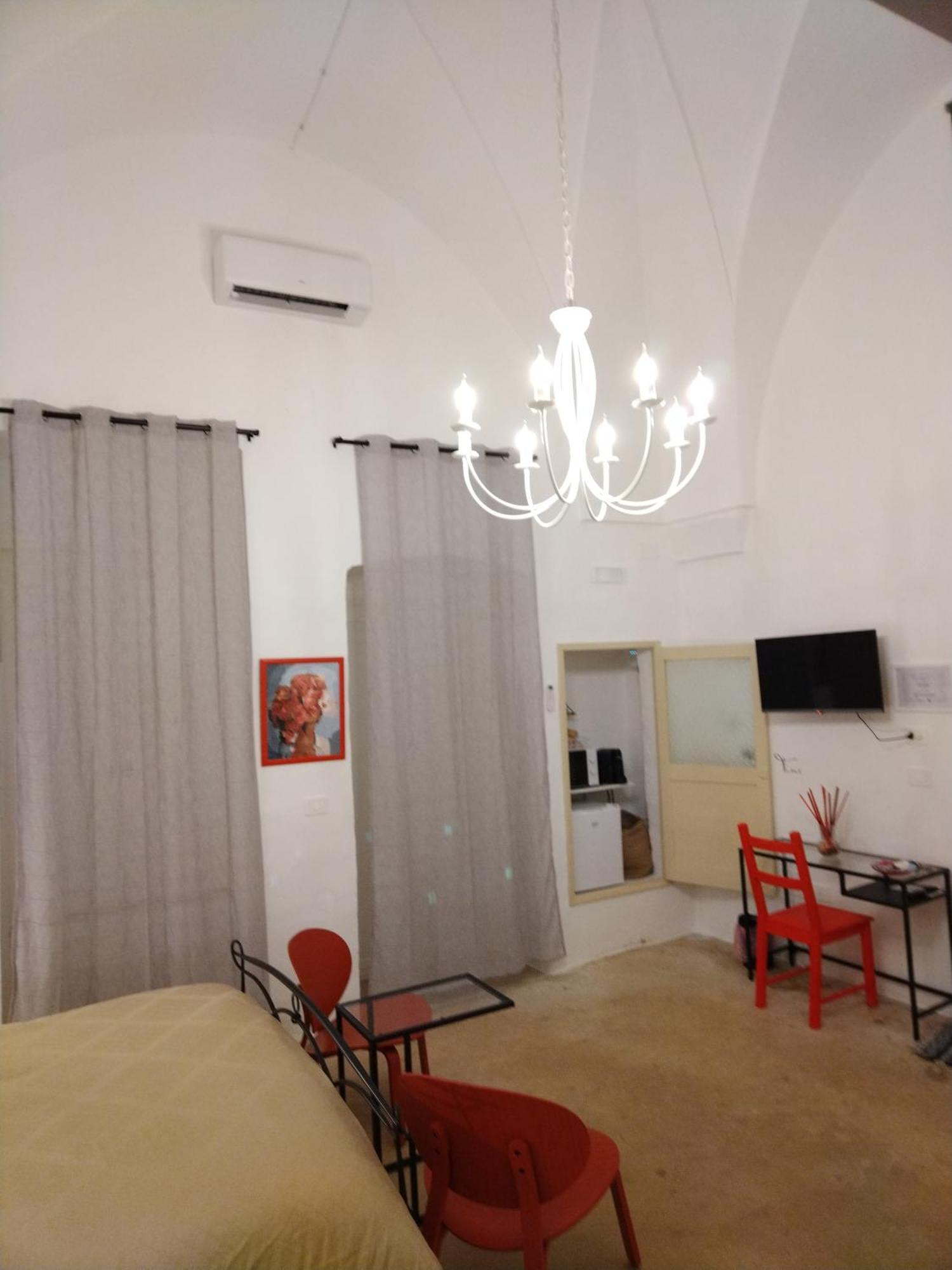 Hotel Cortile Carducci à Racale Extérieur photo